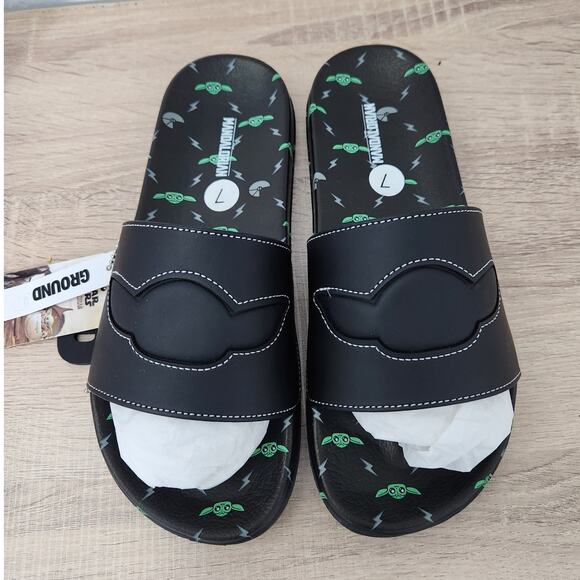 Star Wars Other - The Mandalorian Baby Grogu Slides Sandals Shoes Ground Up Youth sz 7 Star Wars